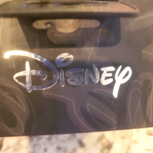 Bluetooth Disney Princess Belle Led Humidifier & Wireless Speaker - Picture 5 of 5